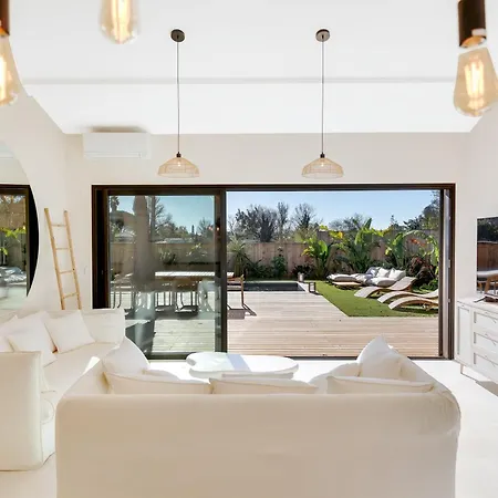 3min De La - 14p - Calme - Moderne - Jacuzzi - Bbq Villa